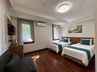 Standart Doğa Manzaralı Balkonlu