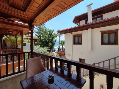 Standart Doğa Manzaralı Balkonlu