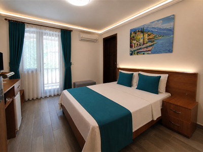 Standart Doğa Manzaralı Balkonlu